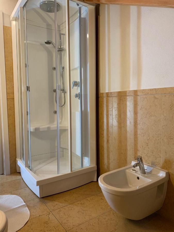 Rl - Boutique Suites & Apartments Bienno Bagian luar foto
