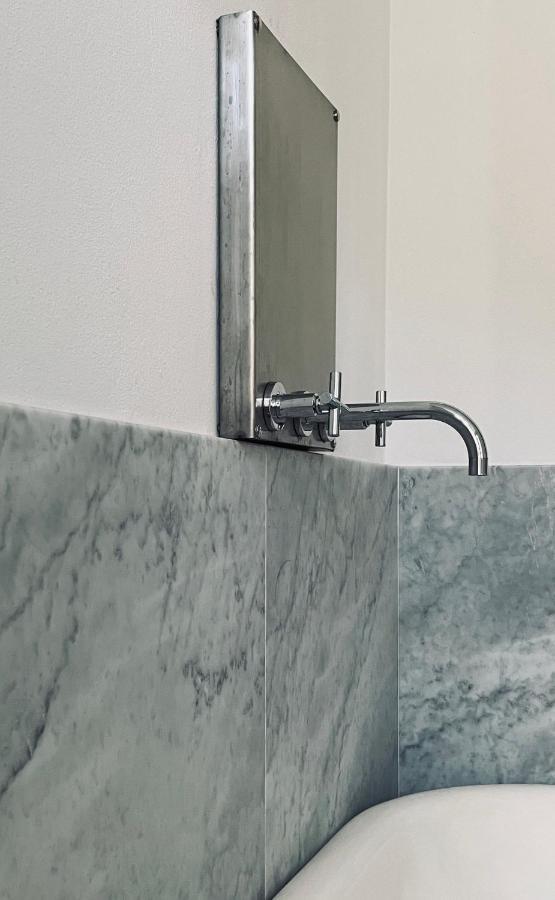 Rl - Boutique Suites & Apartments Bienno Bagian luar foto
