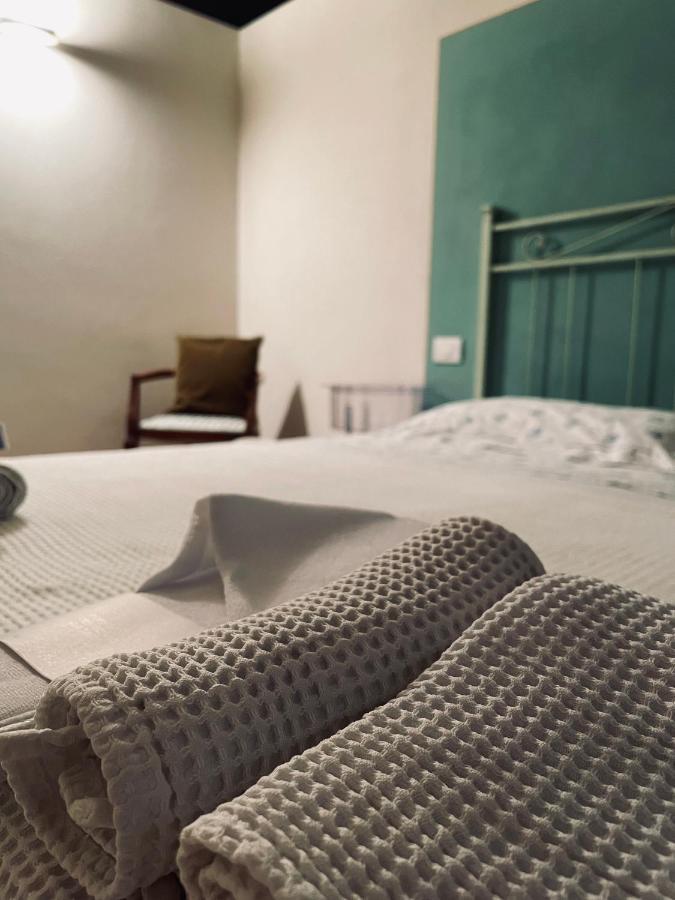 Rl - Boutique Suites & Apartments Bienno Bagian luar foto