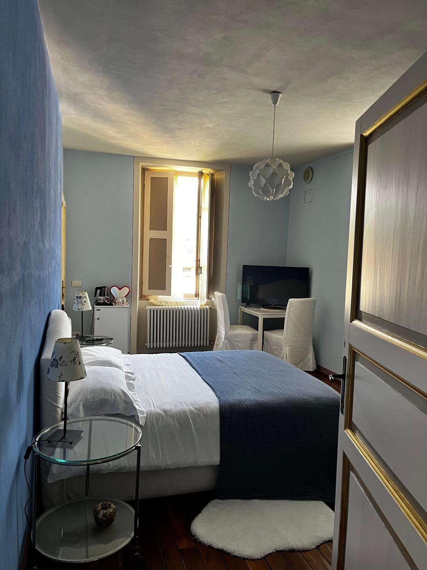 Rl - Boutique Suites & Apartments Bienno Bagian luar foto
